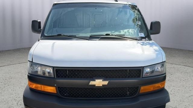 2022 Chevrolet Express 2500