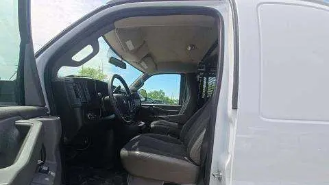 2024 Chevrolet Express 2500