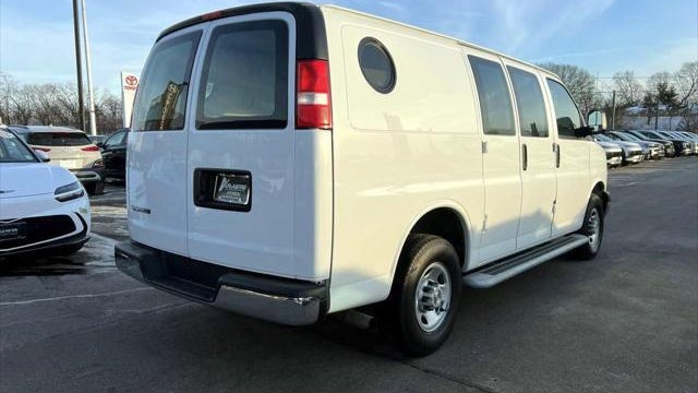 2024 Chevrolet Express 2500