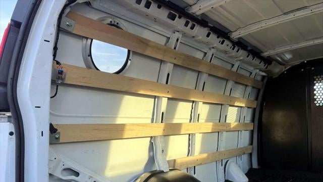 2024 Chevrolet Express 2500
