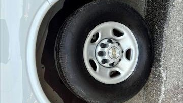 2024 Chevrolet Express 2500