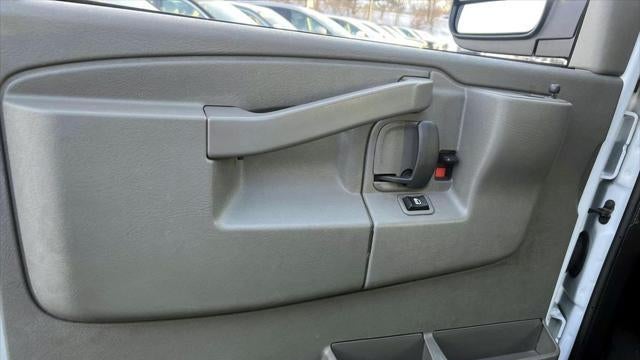 2024 Chevrolet Express 2500