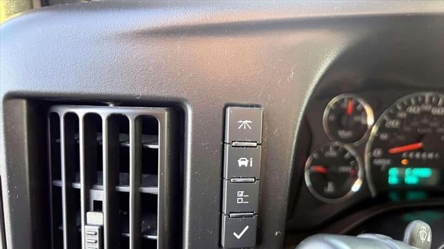 2024 Chevrolet Express 2500