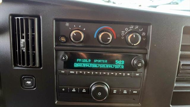 2024 Chevrolet Express 2500