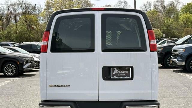 2024 Chevrolet Express 2500