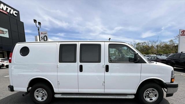 2024 Chevrolet Express 2500