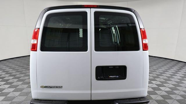 2024 Chevrolet Express 2500