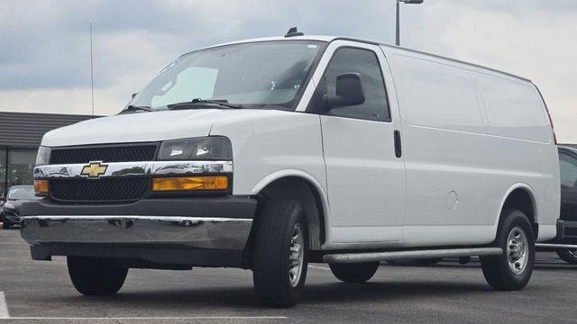 2024 Chevrolet Express 2500