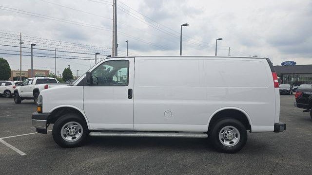 2024 Chevrolet Express 2500