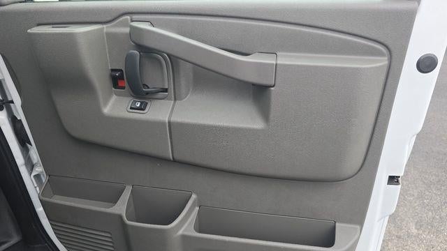 2024 Chevrolet Express 2500