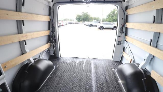 2024 Chevrolet Express 2500