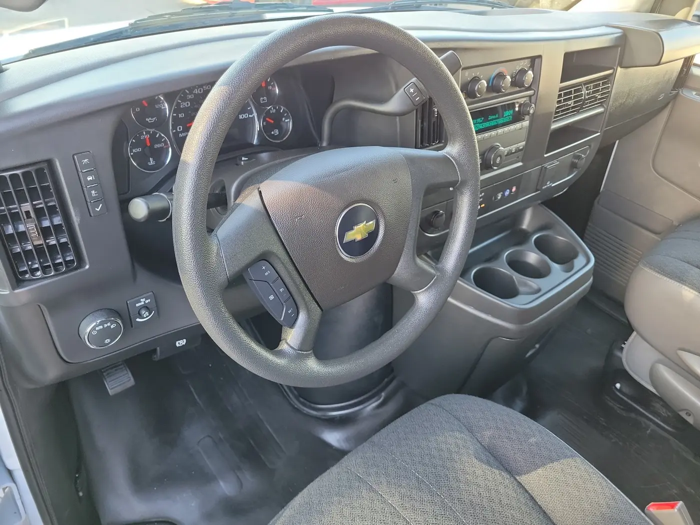 2025 Chevrolet Express - $31,990