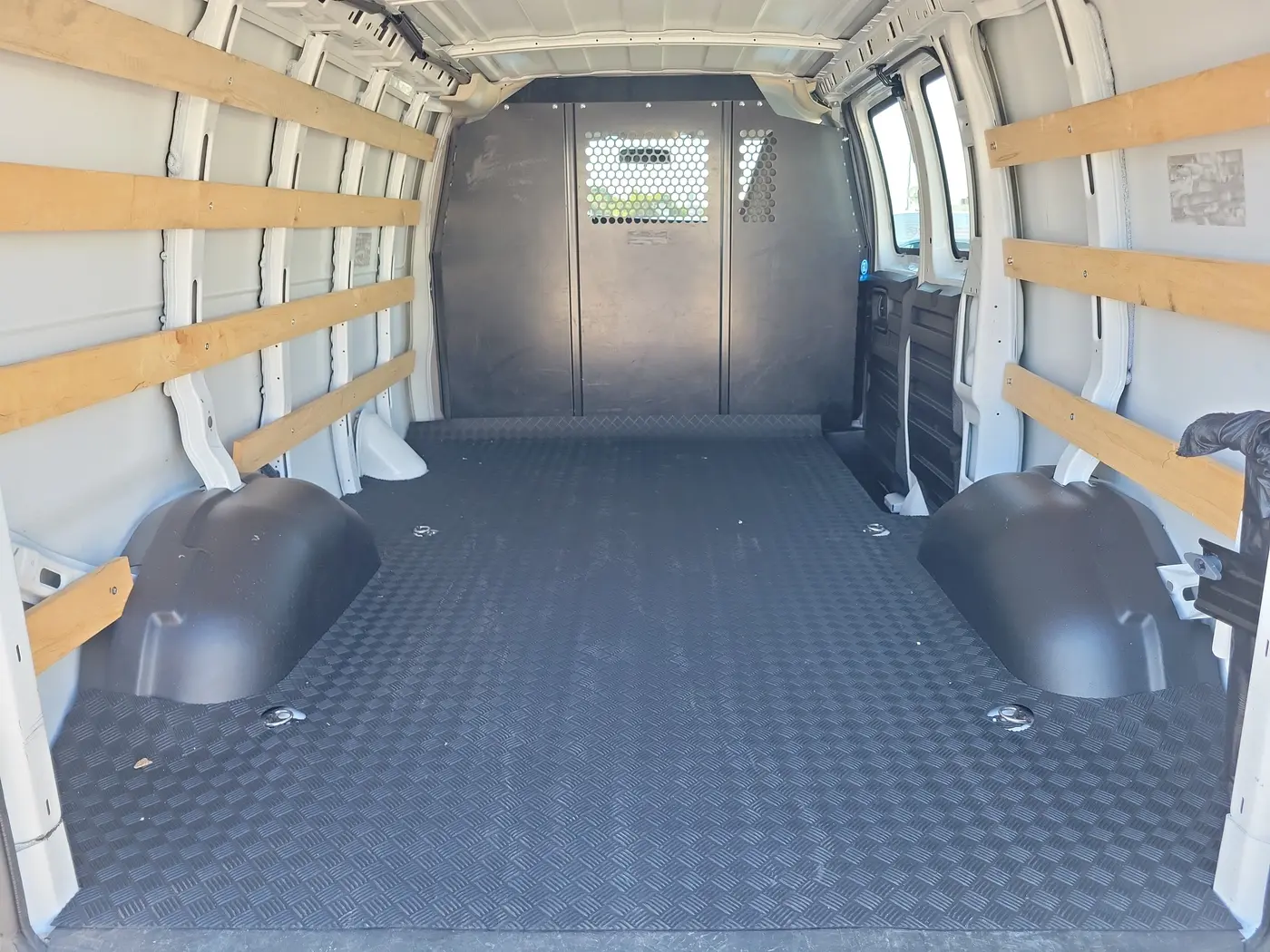 2025 Chevrolet Express - $31,990