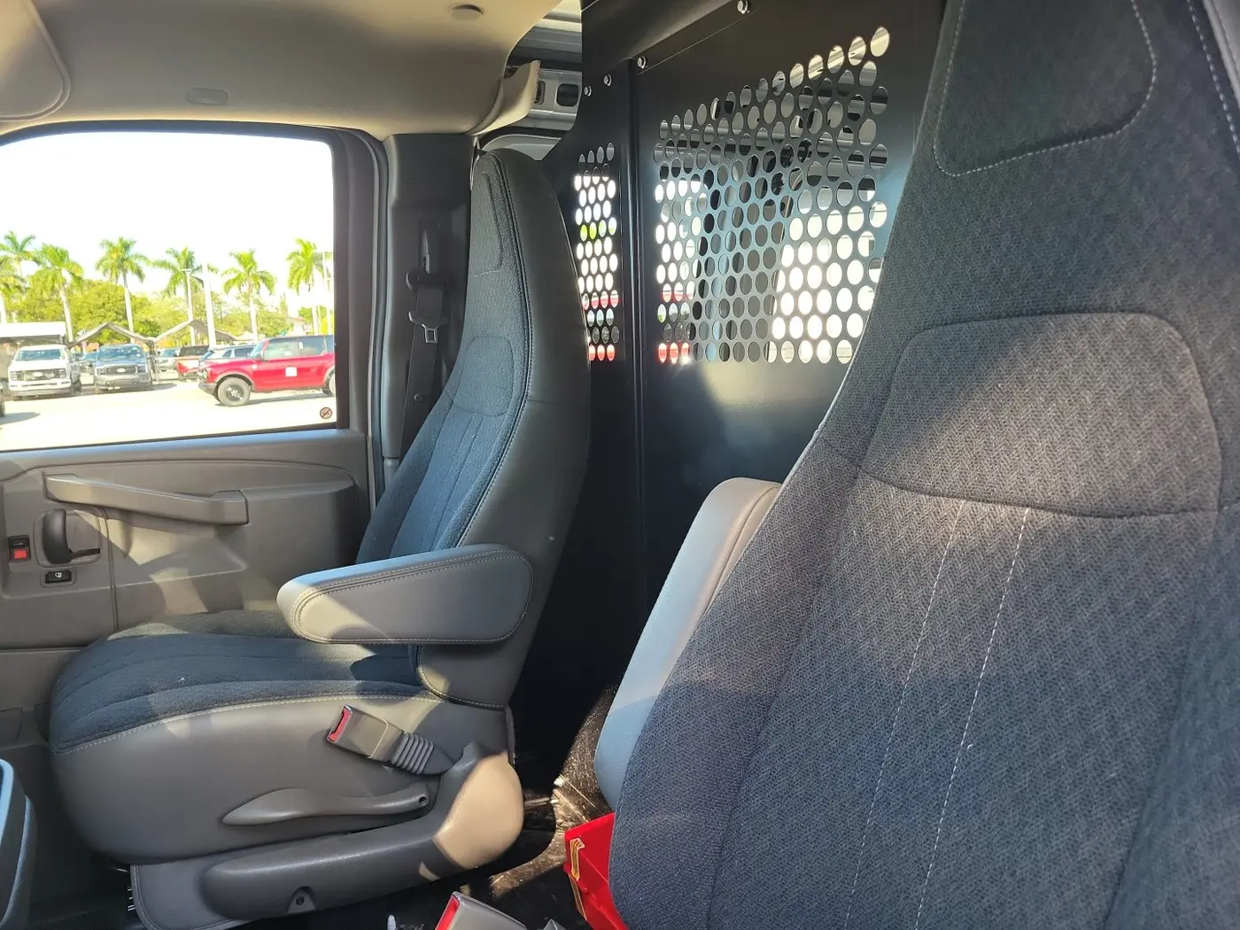 2025 Chevrolet Express - $31,990