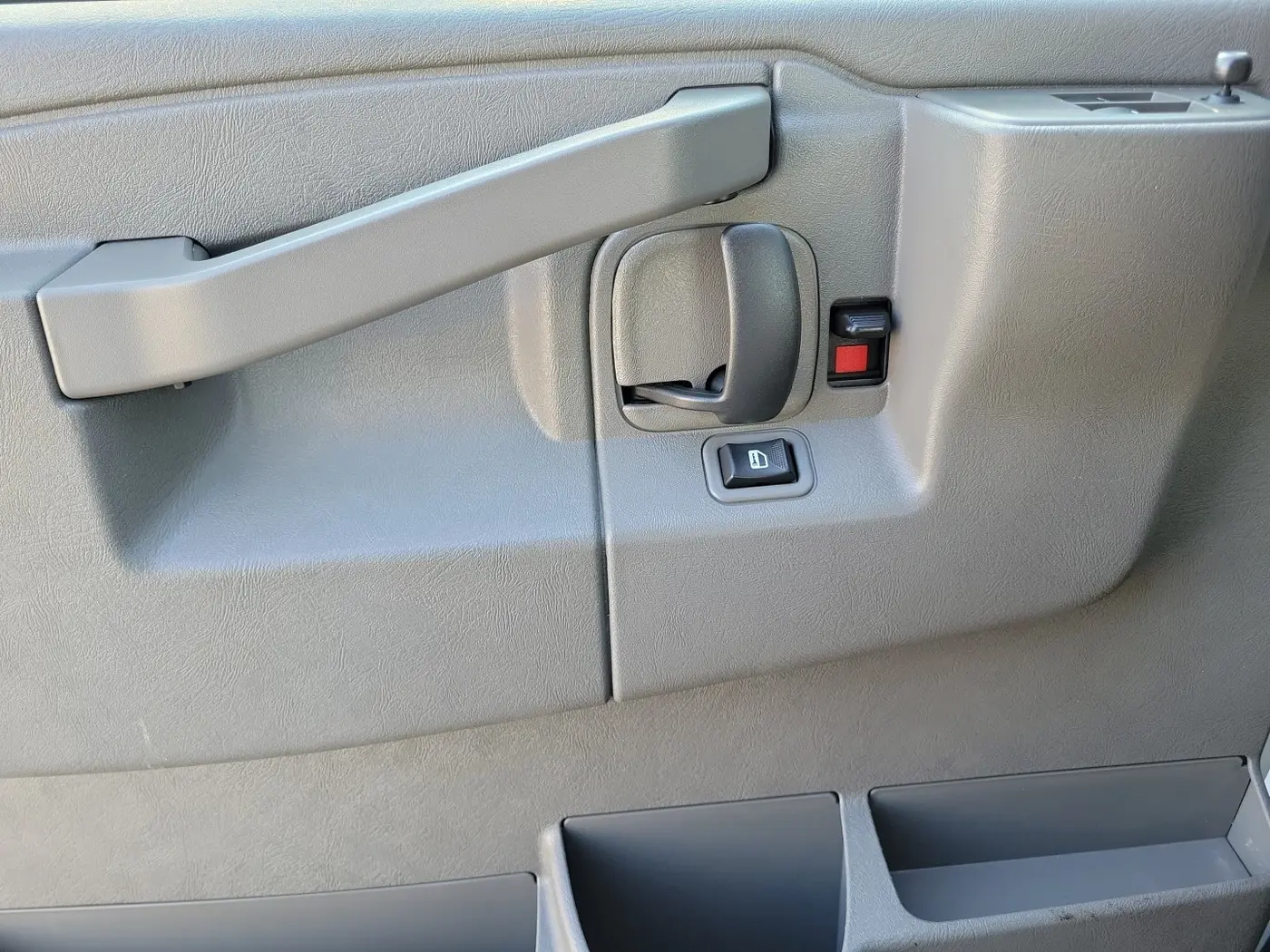 2025 Chevrolet Express - $31,990