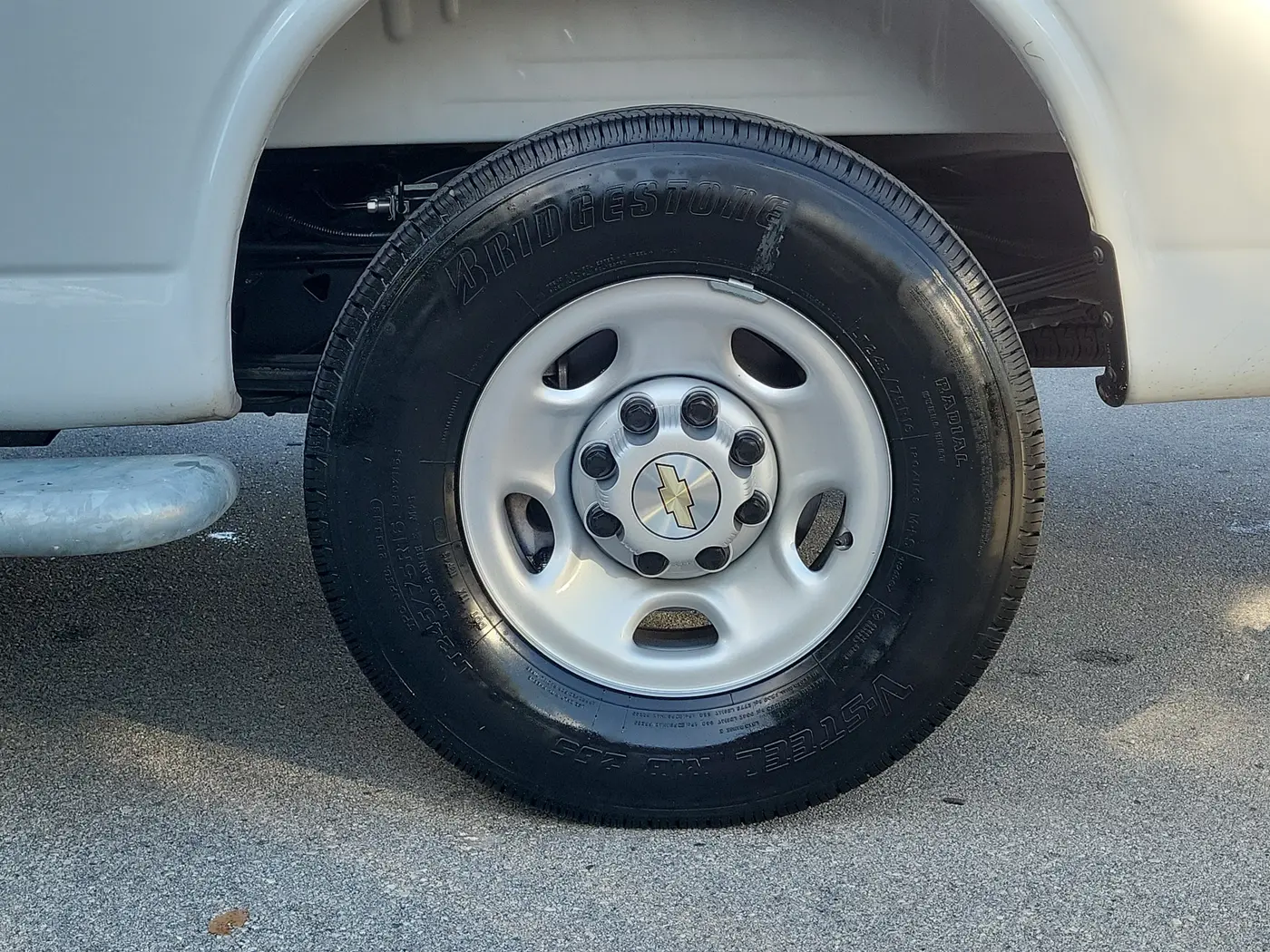 2025 Chevrolet Express - $31,990