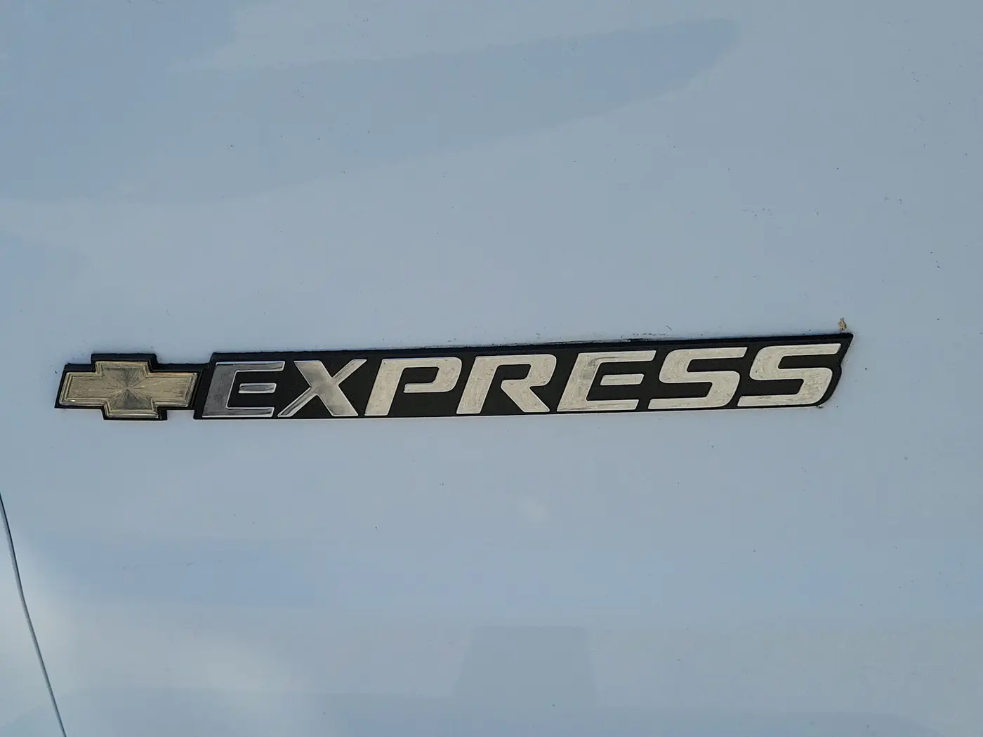 2025 Chevrolet Express - $31,990