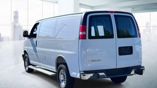 2025 Chevrolet Express 2500