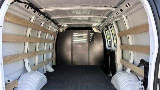 2025 Chevrolet Express 2500