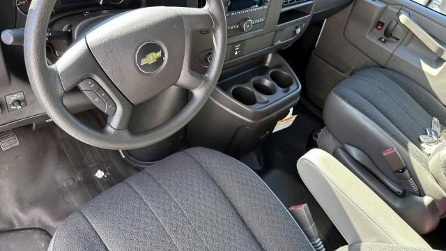 2025 Chevrolet Express 2500