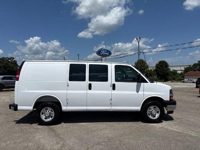 2025 Chevrolet Express 2500 3DR Cargo Van