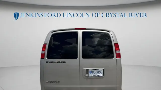2021 Chevrolet Express 2500