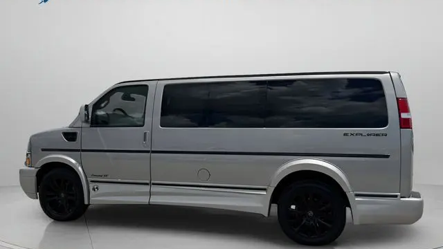 2021 Chevrolet Express 2500