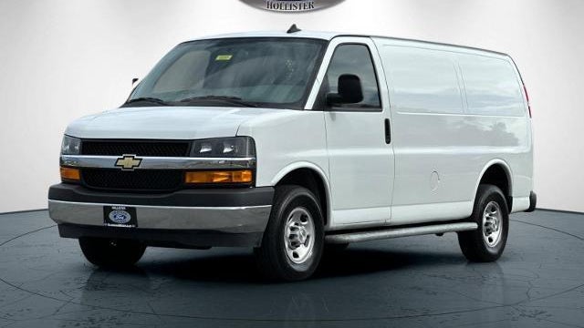 2023 Chevrolet Express 2500