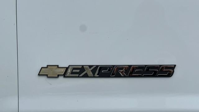 2023 Chevrolet Express 2500