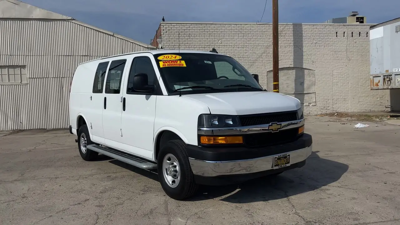 2024 Chevrolet Express 2500