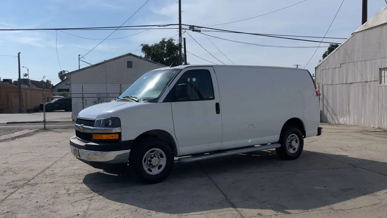 2024 Chevrolet Express 2500