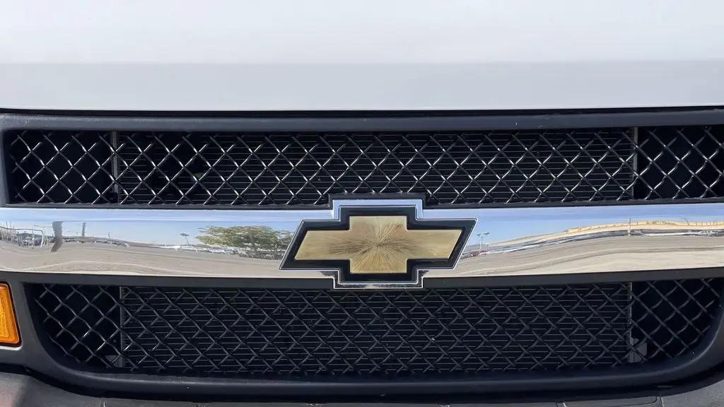 2024 Chevrolet Express 2500
