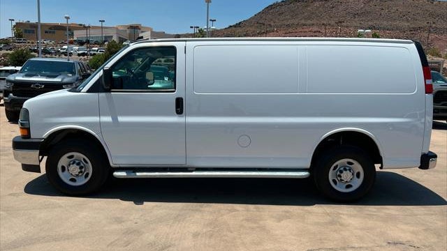 2024 Chevrolet Express 2500