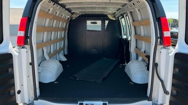 2024 Chevrolet Express 2500