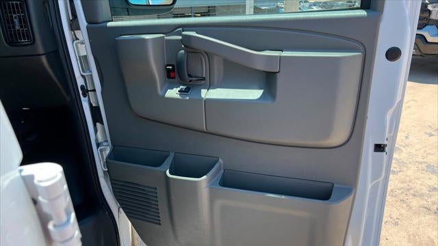 2024 Chevrolet Express 2500