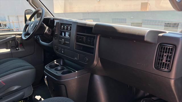 2024 Chevrolet Express 2500