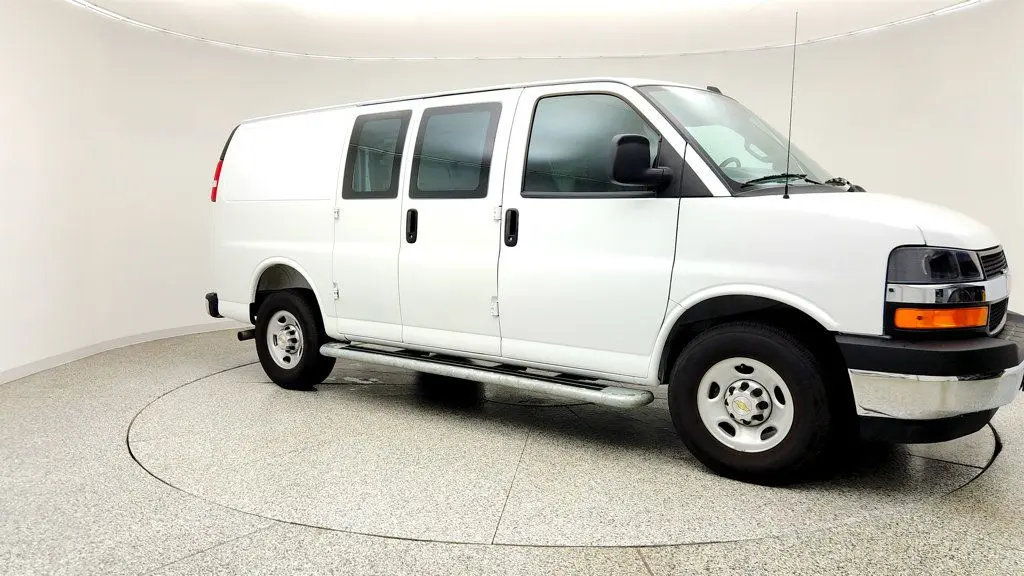 2025 Chevrolet Express 2500