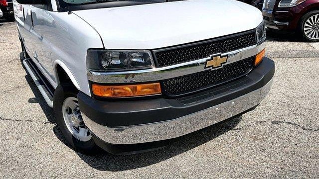 2024 Chevrolet Express 2500