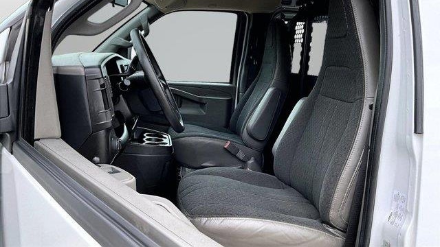 2024 Chevrolet Express 2500