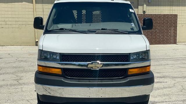 2024 Chevrolet Express 2500