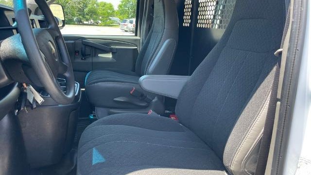 2024 Chevrolet Express 2500