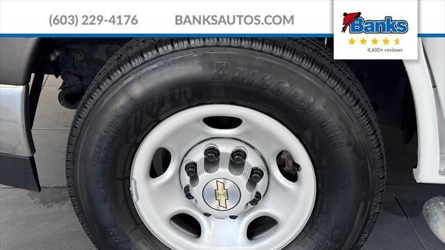 2024 Chevrolet Express 2500