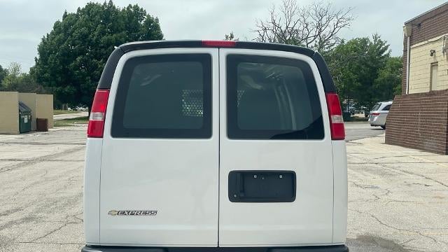 2024 Chevrolet Express 2500