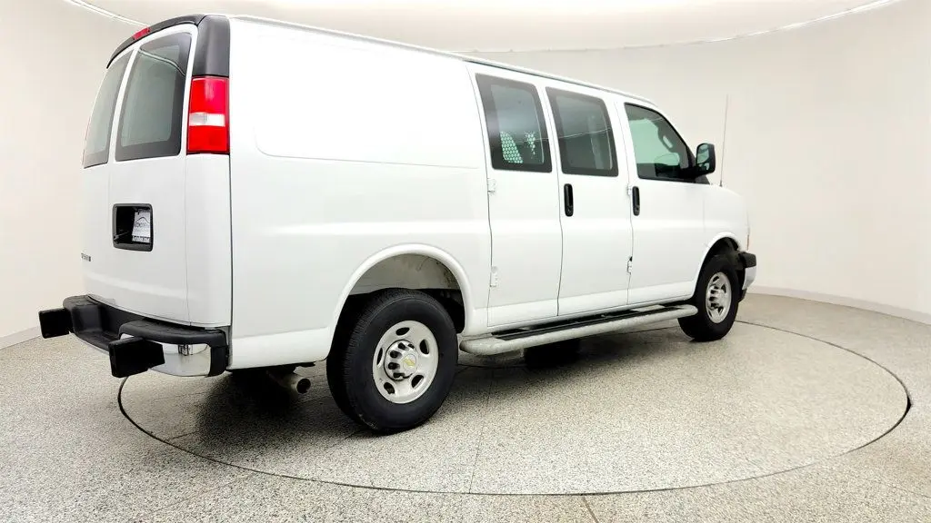 2025 Chevrolet Express 2500