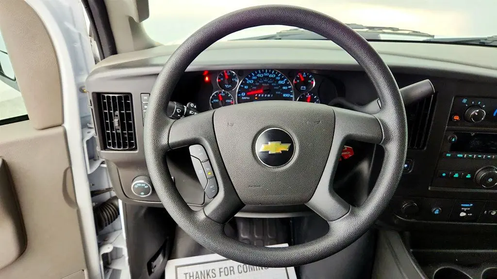 2025 Chevrolet Express 2500