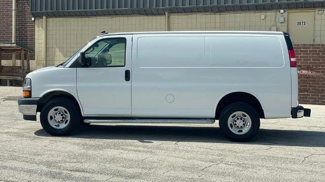 2024 Chevrolet Express 2500