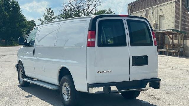 2024 Chevrolet Express 2500