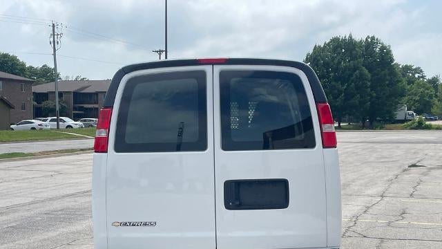 2024 Chevrolet Express 2500