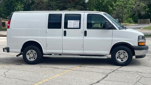 2024 Chevrolet Express 2500