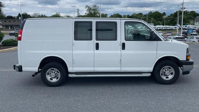 2024 Chevrolet Express 2500